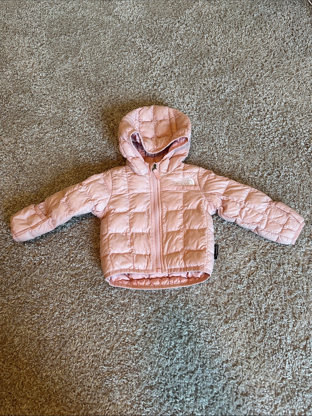 The North Face Light Pink Quilted Hooded Thermoball Eco Jacket